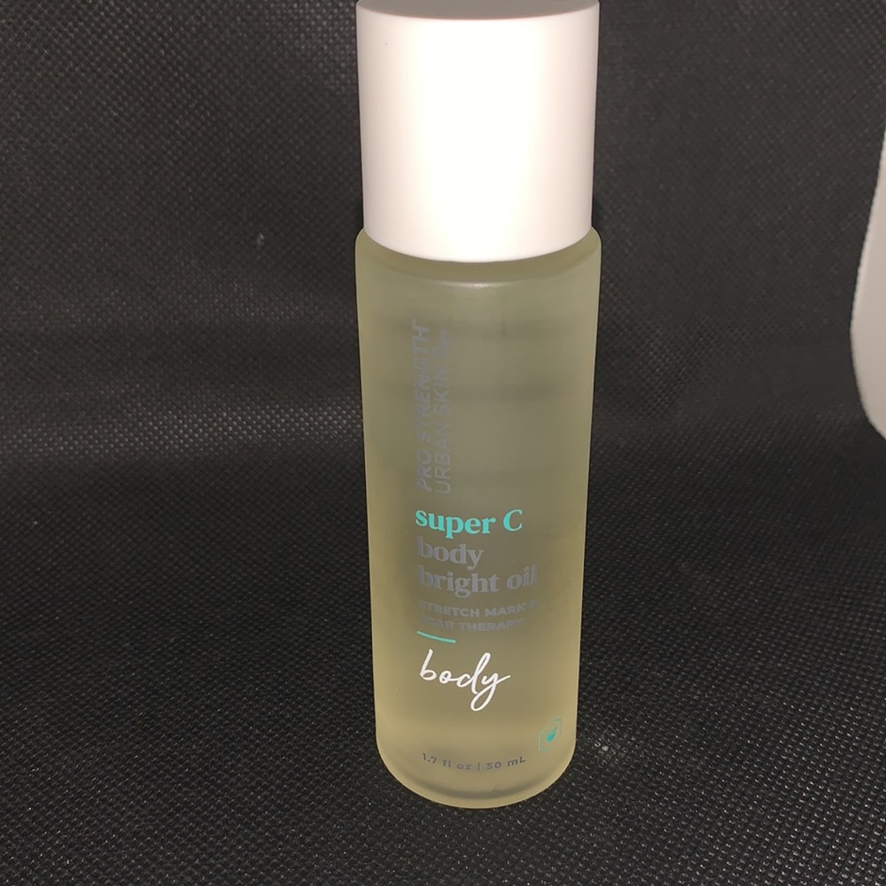 Urban Skin RX 3-Step System, Super C Body Oil, and A Gua Sha Duo - Picture 6 of 7